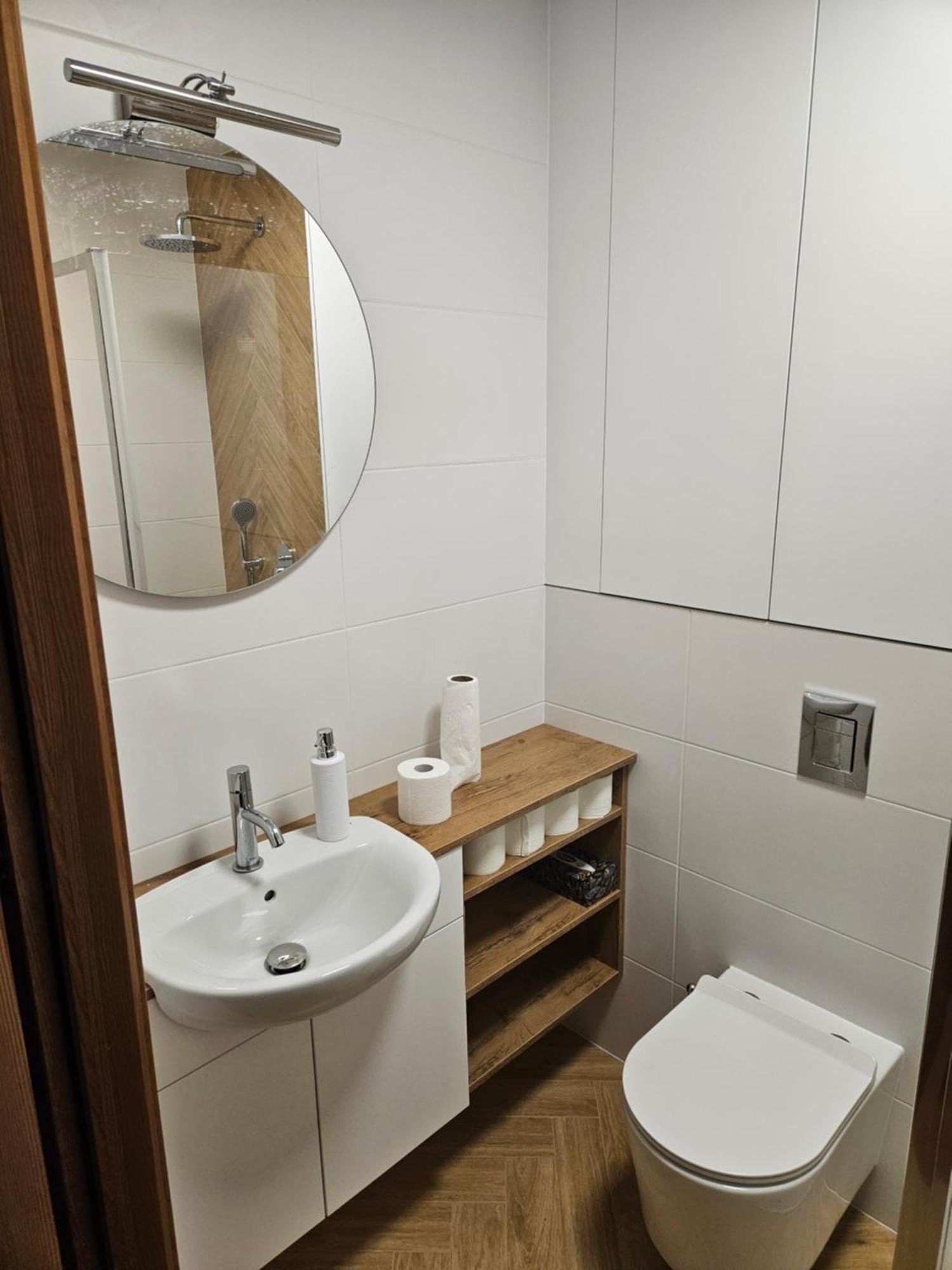 Apartament Blisko Jeziora Elk Bagian luar foto